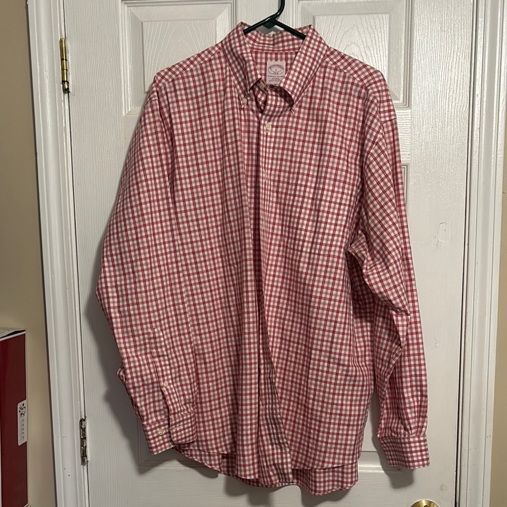 Brooks Brothers Red Plaid Men's Shirt Sz Large Excellent Condition